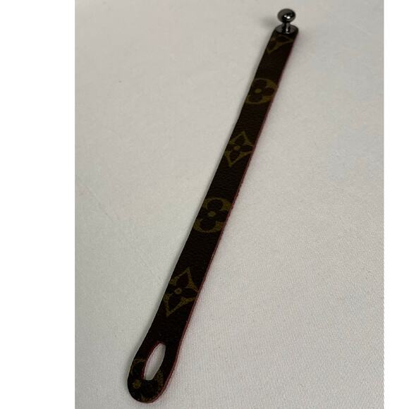 Louis Vuitton Monogram Canvas Bracelet Red leather Silver - Picture 5 of 8